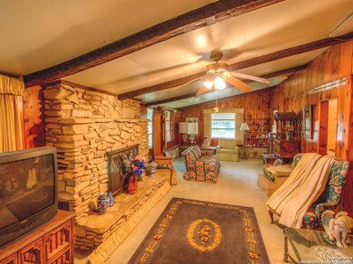 8655 Buckskin Dr, Boerne, TX 78006 - photo 3