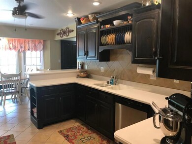 1321 S 29th St, Parsons, KS 67357 - photo 5