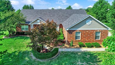 33 Hillsborough Dr, Collinsville, IL 62234 - photo 3