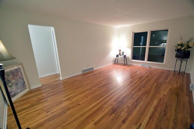 1267 Pegwood Ct, Columbus, OH 43229 - photo 7