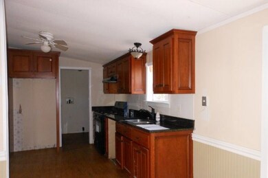 122 S Robbie Dr unit 48, Macon, GA 31217 - photo 3