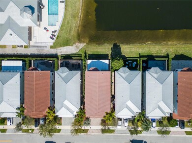 10545 NW 69th Terrace, Doral, FL 33178 - photo 4