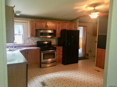 8 Clothier Rd, Corinth, NY 12822 - photo 6