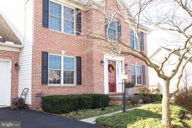 532 Franklin Square Dr, Chambersburg, PA 17201 - photo 3