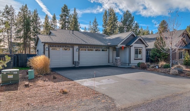 16501 Charlotte Day Dr, La Pine, OR 97739 - photo 3