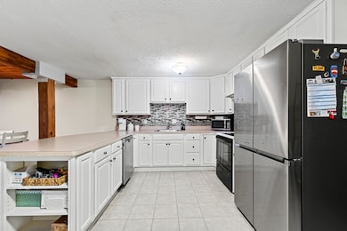 96 Old Colony Ave unit 202, East Taunton, MA 02718 - photo 3