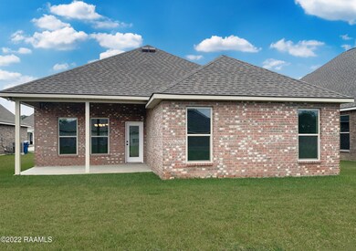 BI93 Back Exterior
