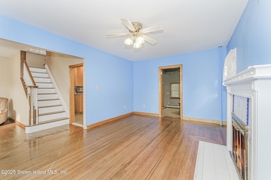 25 Grace Rd, Staten Island, NY 10306 - photo 5
