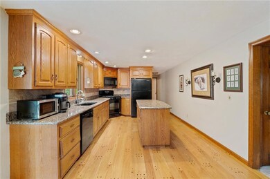 6 Stillwater Dr, Cumberland, RI 02864 - photo 5