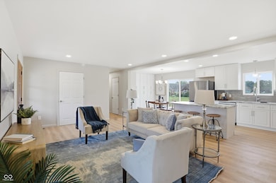 731 W 600 N, Whiteland, IN 46184 - photo 7