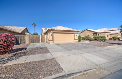 8146 W Hilton Ave, Phoenix, AZ 85043 - photo 4
