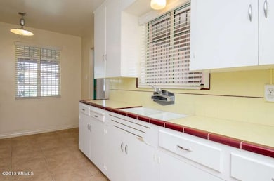 Kitchen 2