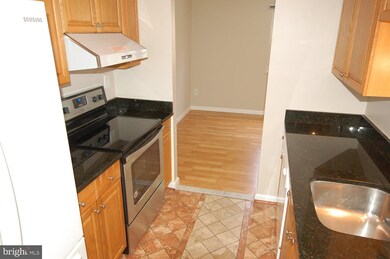 8327 Sperry Ct, Laurel, MD 20723 - photo 3