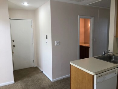 119 Tall Oaks Dr unit H, South Weymouth, MA 02190 - photo 2