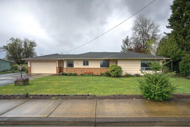 195 SE Fir Villa Rd, Dallas, OR 97338 - photo 2