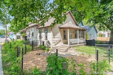 4-web-or-mls-A7402811