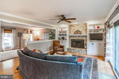 11610 Quail Ridge Ct, Reston, VA 20194 - photo 7