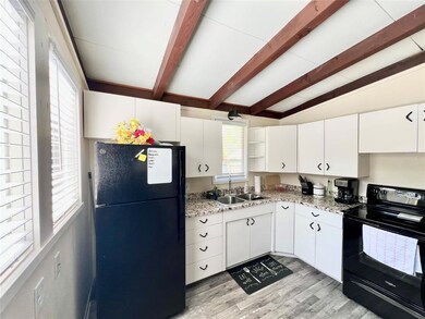 2216 Lay St, Des Moines, IA 50317 - photo 4