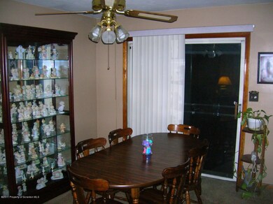 806 S 6th Ave, Scranton, PA 18504 - photo 7