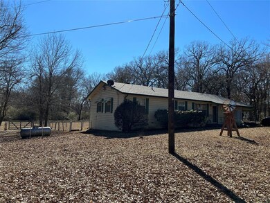 1003 County Road 2515, Bonham, TX 75418 - photo 4