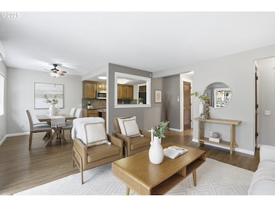 10955 SW Meadowbrook Dr unit 16, Portland, OR 97224 - photo 7