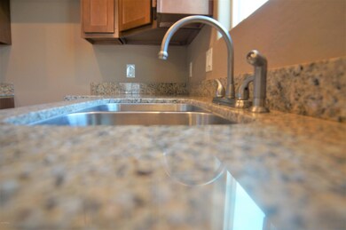 2046 W Sherman St, Phoenix, AZ 85009 - photo 7