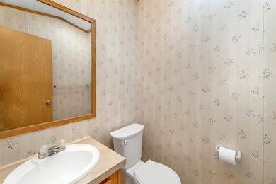 51 Willow Ave, Center Tuftonboro, NH 03816 - photo 7