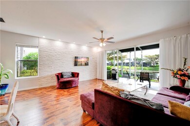 779 Hampton Cir unit 134, Naples, FL 34105 - photo 4
