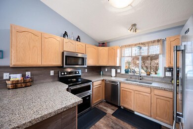 520 E Norma Lee Ave, Medical Lake, WA 99022 - photo 7