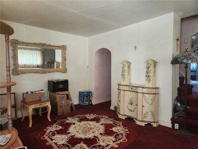 314 Lowell St, Vandergrift, PA 15690 - photo 3