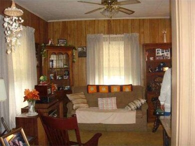 85 Grand St, Springfield, MA 01108 - photo 6