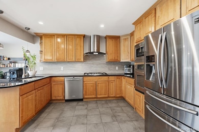 8 Duke Place, Glen Cove, NY 11542 - photo 6