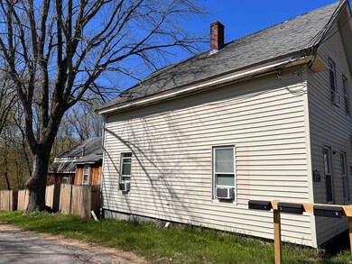 20 Chestnut St, Pittsfield, NH 03263 - photo 5