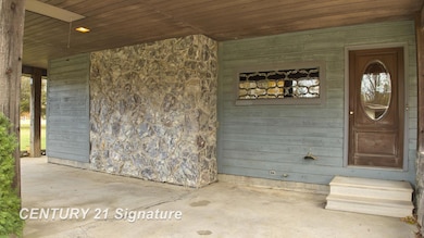 766 S Main St, Chesaning, MI 48616 - photo 7