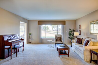 18447 N Conestoga Dr, Sun City, AZ 85373 - photo 6