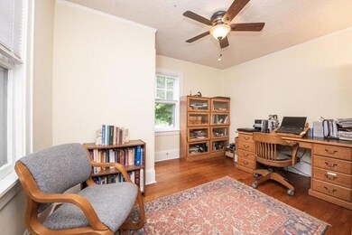 263 E Keith Ave, Waukegan, IL 60085 - photo 6