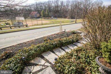 103 Cedar Grove Rd unit 14, Conshohocken, PA 19428 - photo 3