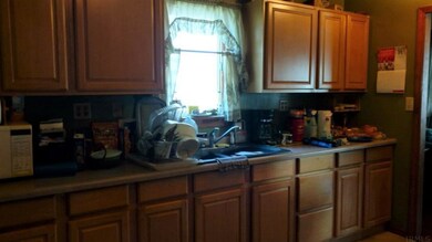 2325 S Pershing Dr, Muncie, IN 47302 - photo 6