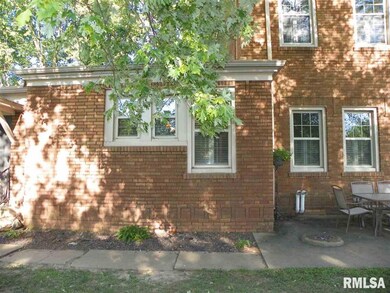 2360 Mound Rd, Jacksonville, IL 62650 - photo 7