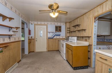 Fast access to dining room & pantry. Easy to see v