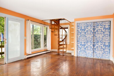 16 Brewster St, Provincetown, MA 02657 - photo 4