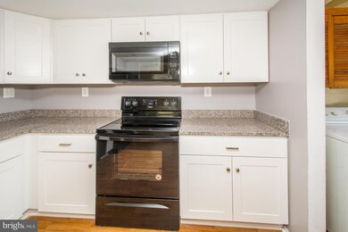 3311 Mont Clare Ln, Bowie, MD 20715 - photo 3