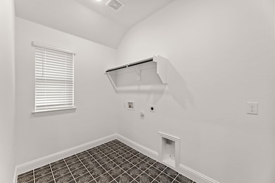 SQFT-0065