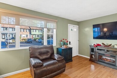 3 Treetop Ln unit 4, Kingston, MA 02364 - photo 5