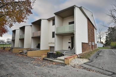 2159 Olympic St, Springfield, OH 45503 - photo 2