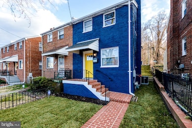 4261 Hildreth St SE, Washington, DC 20019 - photo 3