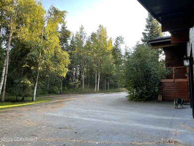 15601 Elizabeth St, Anchorage, AK 99516 - photo 2