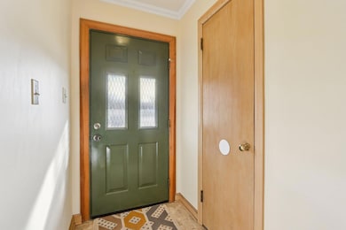 8734 W Becher St, Milwaukee, WI 53227 - photo 4