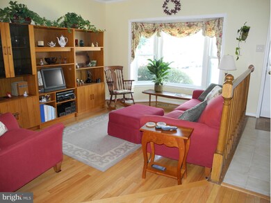 6313 Trevilian Place, Centreville, VA 20121 - photo 4