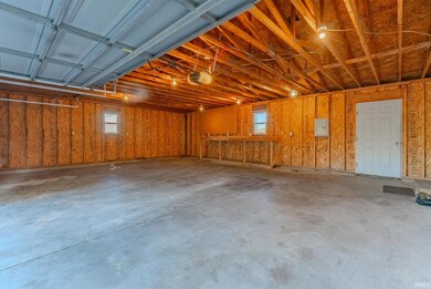 705 E Third St, Fairmount, IN 46928 - photo 4